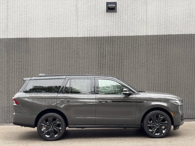 2027 Lincoln Navigator Black Label
