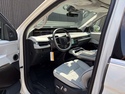 2027 Lincoln Navigator Black Label