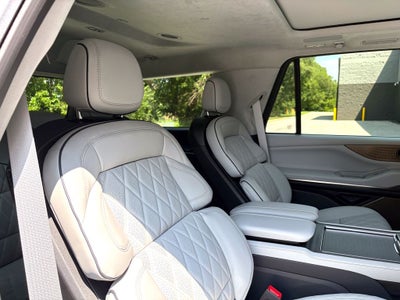 2027 Lincoln Navigator Black Label