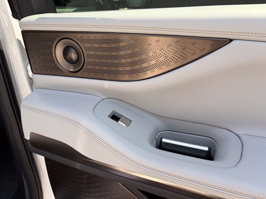 2027 Lincoln Navigator Black Label