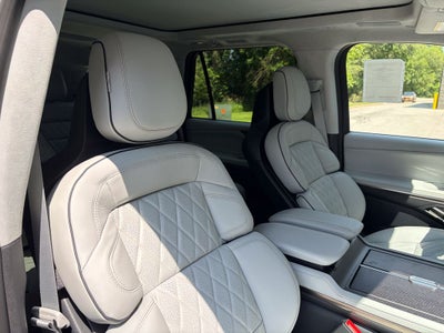 2027 Lincoln Navigator Black Label