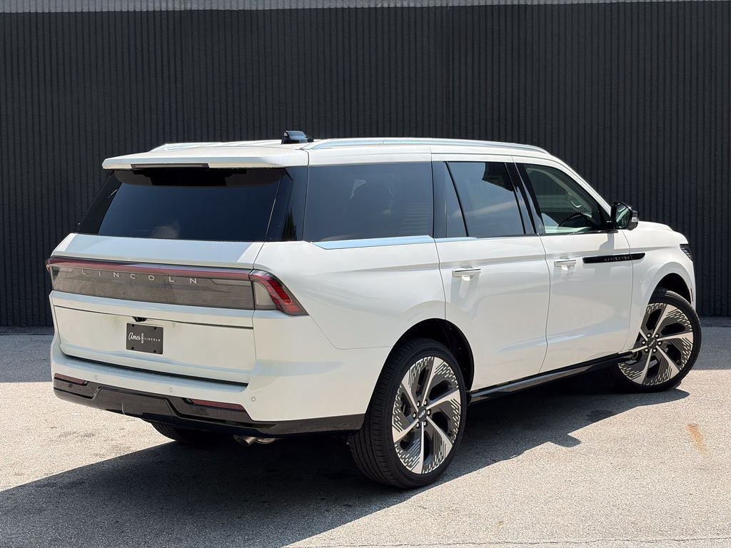 2027 Lincoln Navigator Black Label