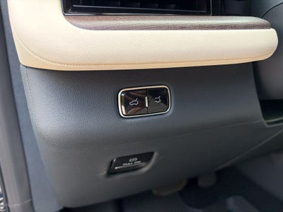 2027 Lincoln Navigator Premiere