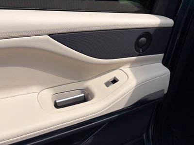 2027 Lincoln Navigator Premiere