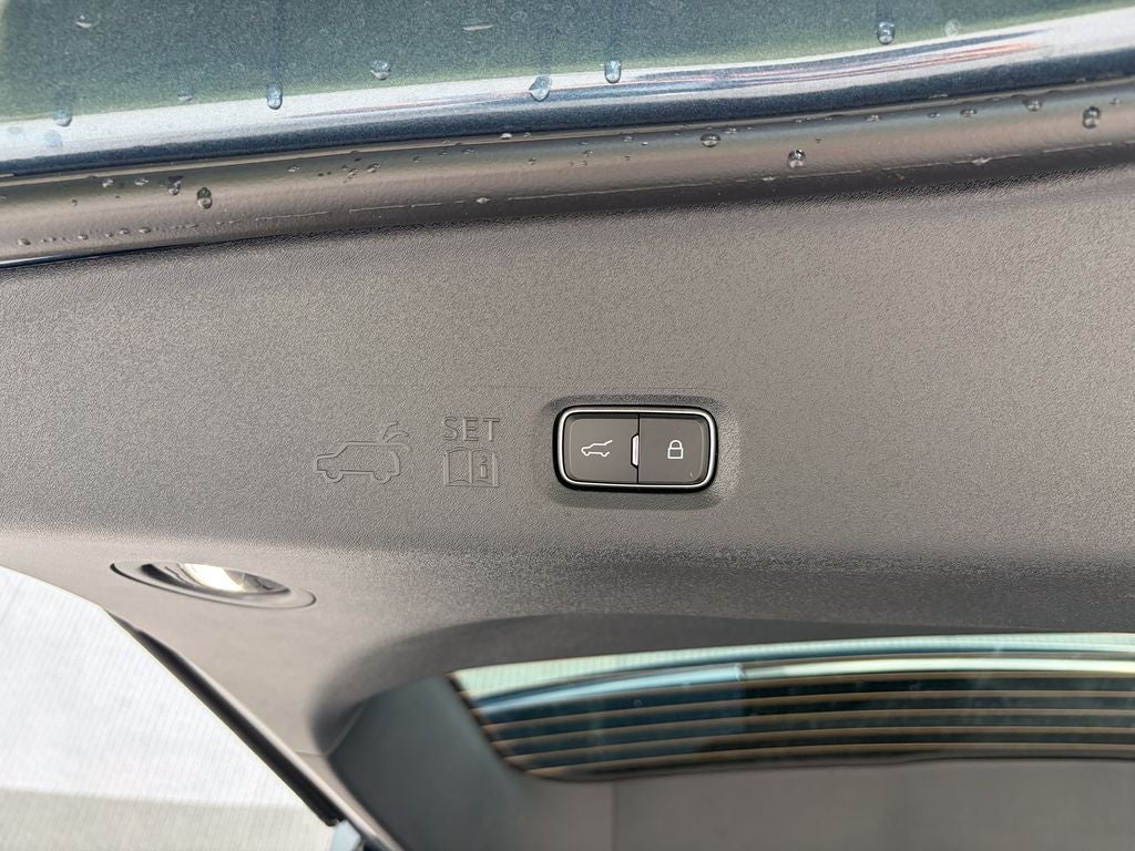 2027 Lincoln Navigator Premiere