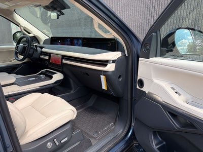 2027 Lincoln Navigator Premiere