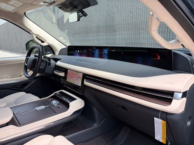 2027 Lincoln Navigator Premiere