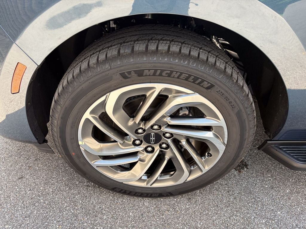 2027 Lincoln Navigator Premiere