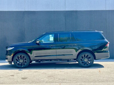 2026 Lincoln Navigator L Reserve