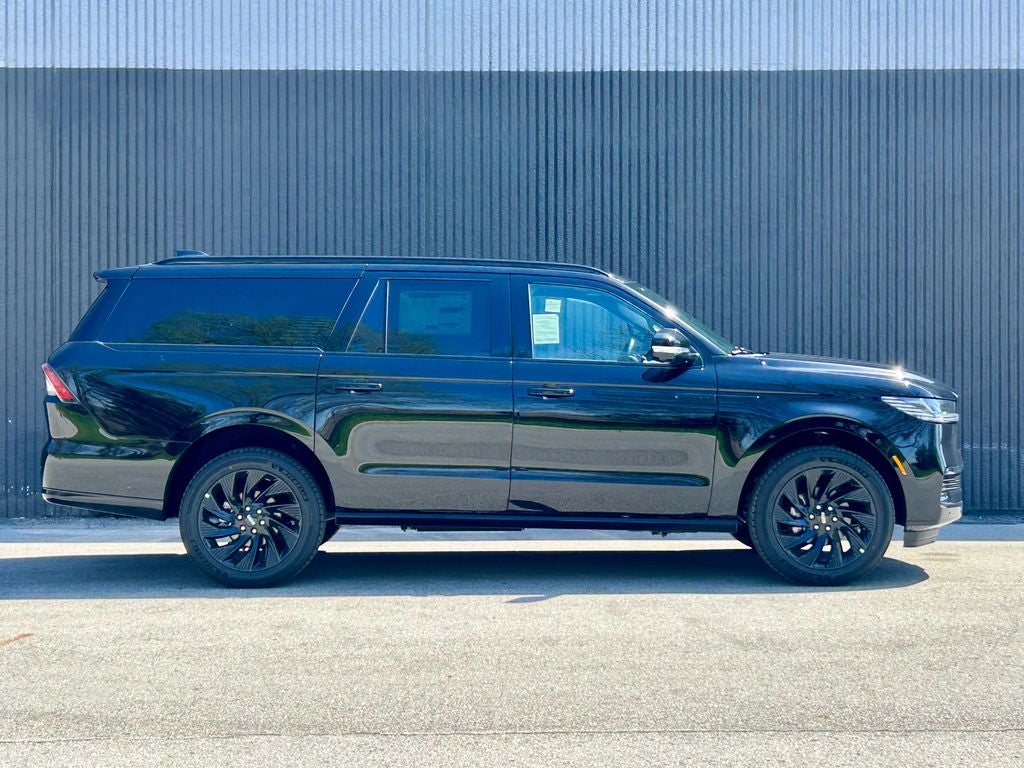 2026 Lincoln Navigator L Reserve