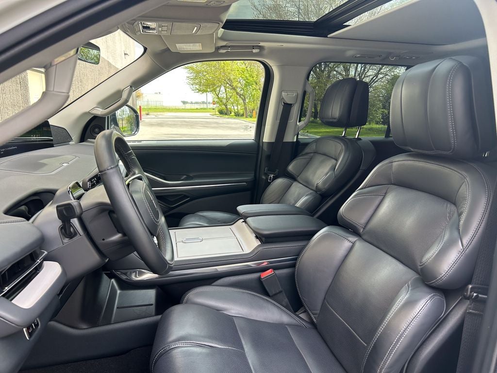 2025 Lincoln Navigator L Reserve