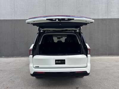 2025 Lincoln Navigator L Reserve