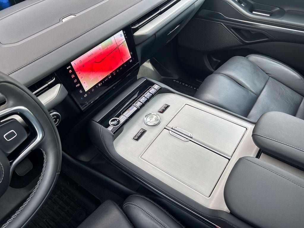 2025 Lincoln Navigator L Reserve