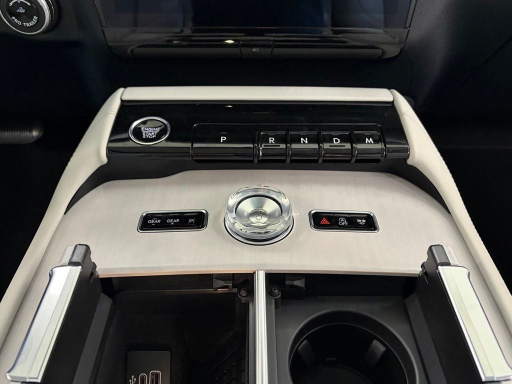 2026 Lincoln Navigator L Reserve
