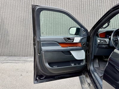 2022 Lincoln Navigator L L Reserve