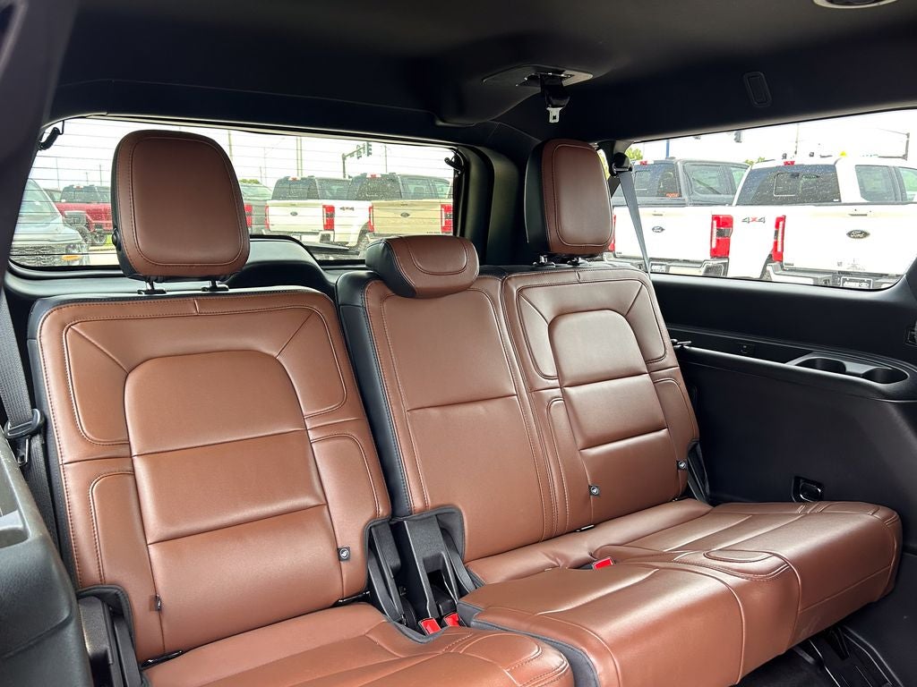2022 Lincoln Navigator L Reserve
