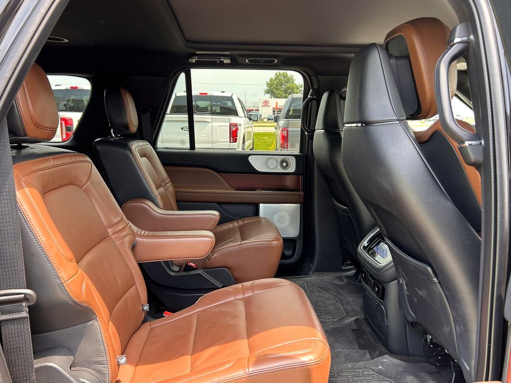 2022 Lincoln Navigator L Reserve