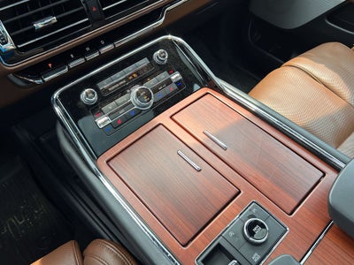 2022 Lincoln Navigator L Reserve