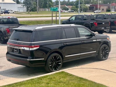 2022 Lincoln Navigator L Reserve