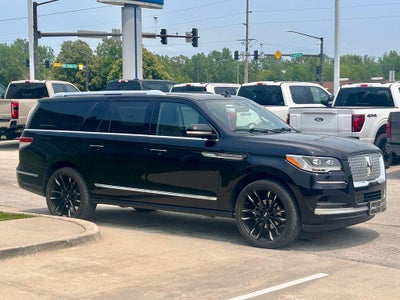 2022 Lincoln Navigator L Reserve