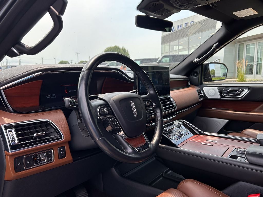 2022 Lincoln Navigator L Reserve