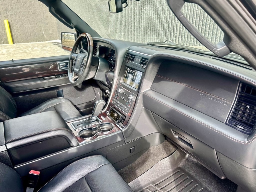 2017 Lincoln Navigator L Reserve