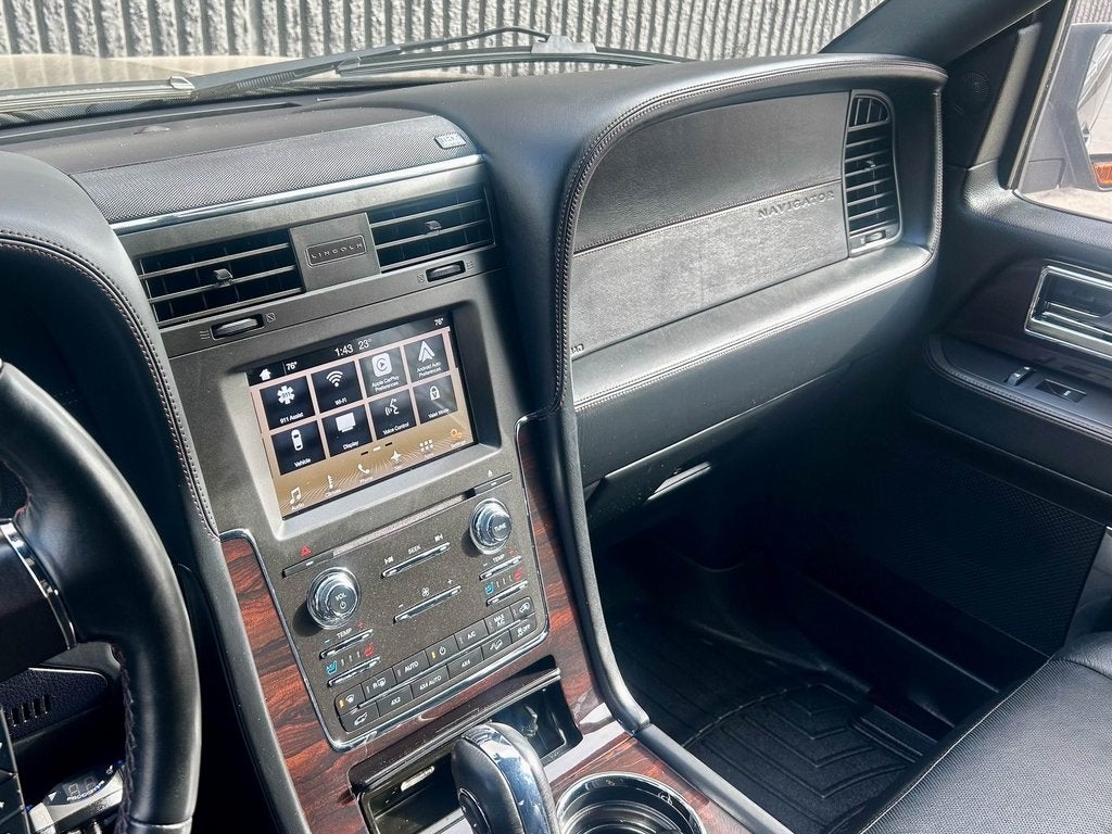2017 Lincoln Navigator L Reserve