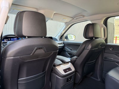 2026 Lincoln Navigator L Premiere