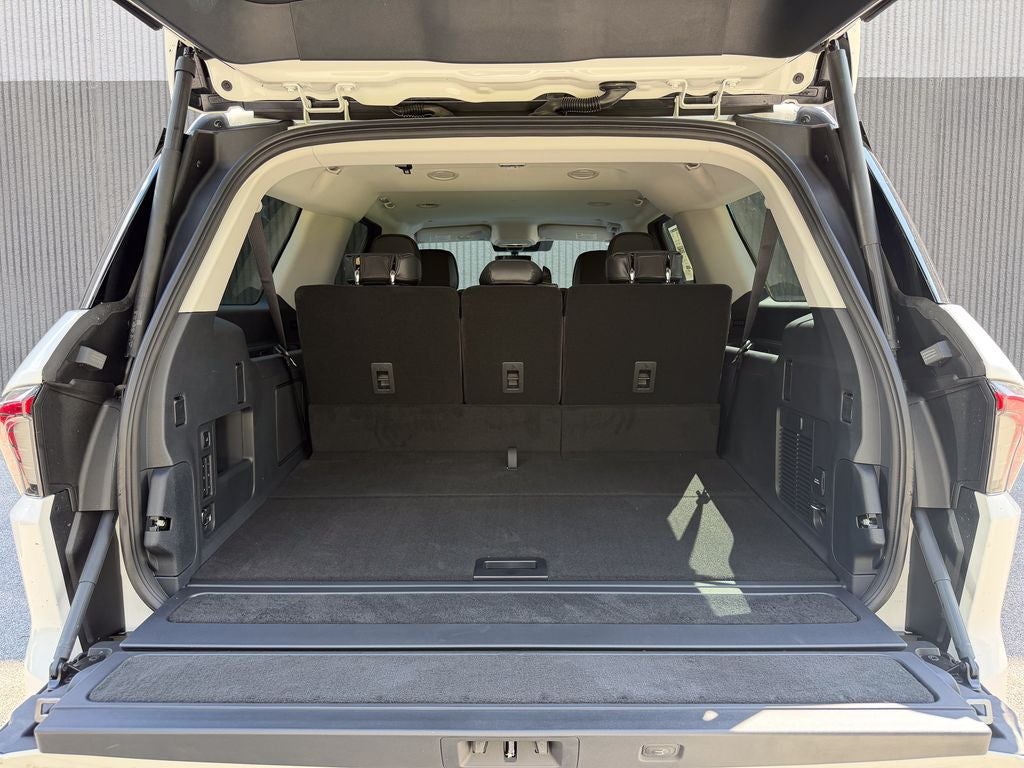 2026 Lincoln Navigator L Premiere