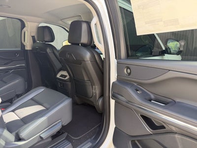 2026 Lincoln Navigator L Premiere