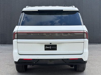 2026 Lincoln Navigator L Premiere