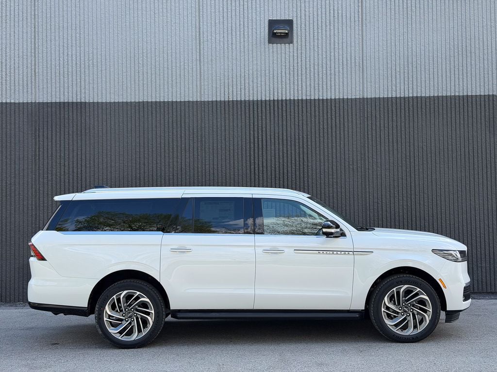 2026 Lincoln Navigator L Premiere