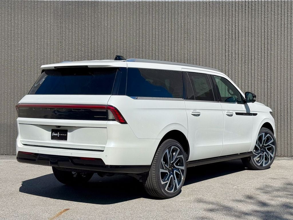 2026 Lincoln Navigator L Black Label