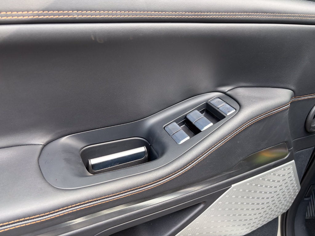 2027 Lincoln Navigator L Black Label