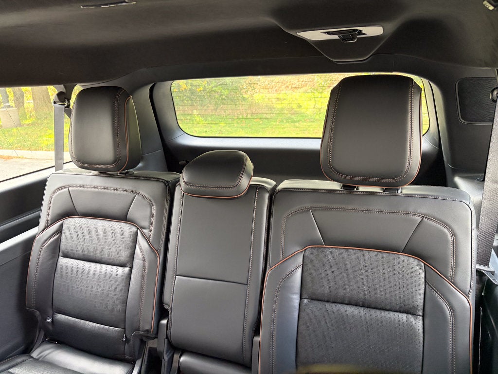 2027 Lincoln Navigator L Black Label