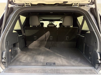 2027 Lincoln Navigator L Black Label