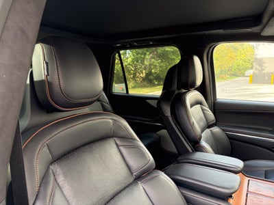 2027 Lincoln Navigator L Black Label