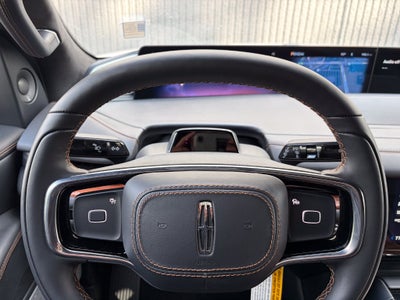 2027 Lincoln Navigator L Black Label