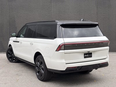 2027 Lincoln Navigator L Black Label
