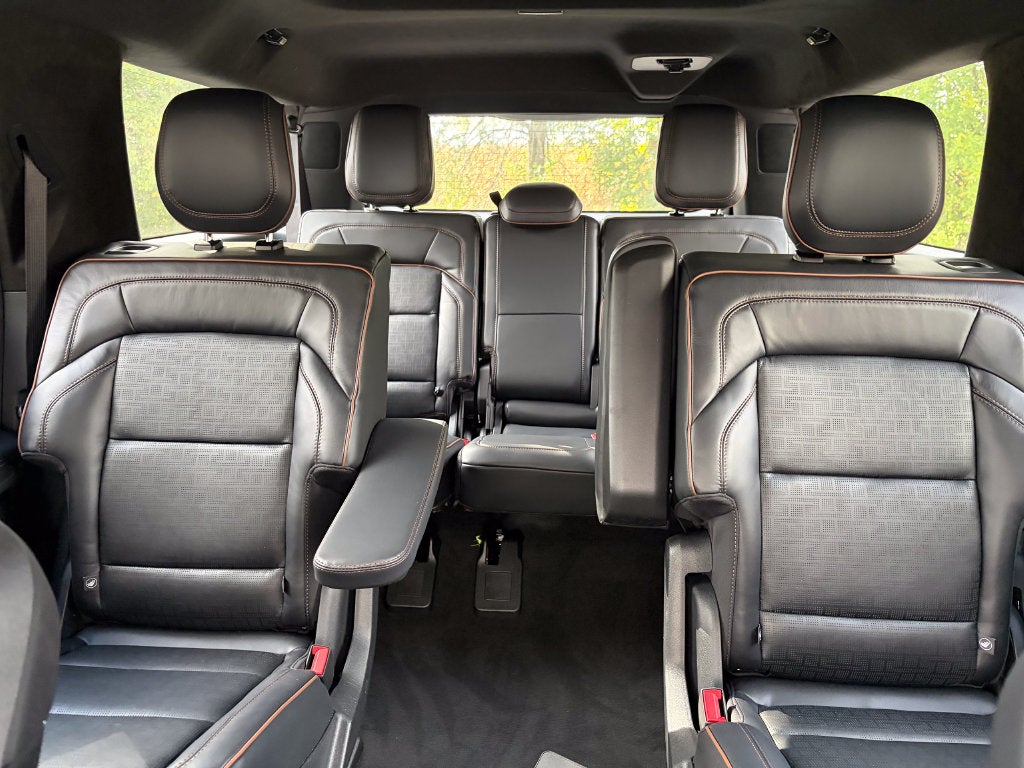 2027 Lincoln Navigator L Black Label