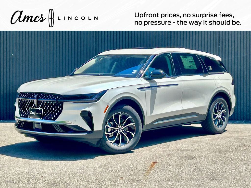 2026 Lincoln Nautilus Premiere AWD's photo