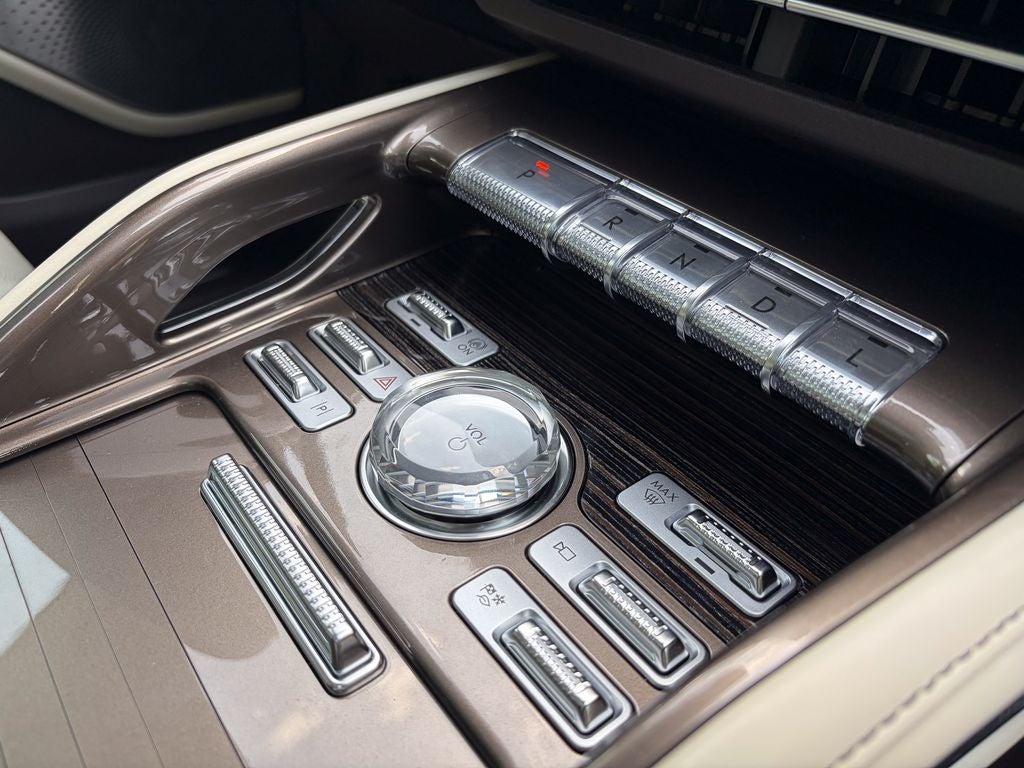 2026 Lincoln Nautilus Black Label