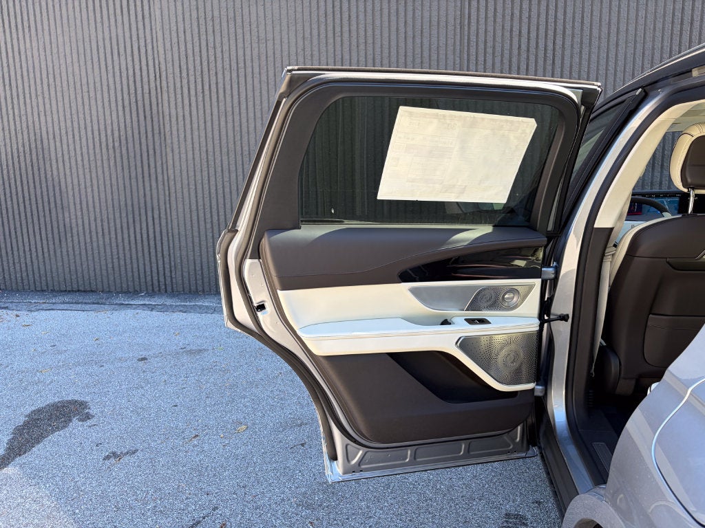 2026 Lincoln Nautilus Black Label