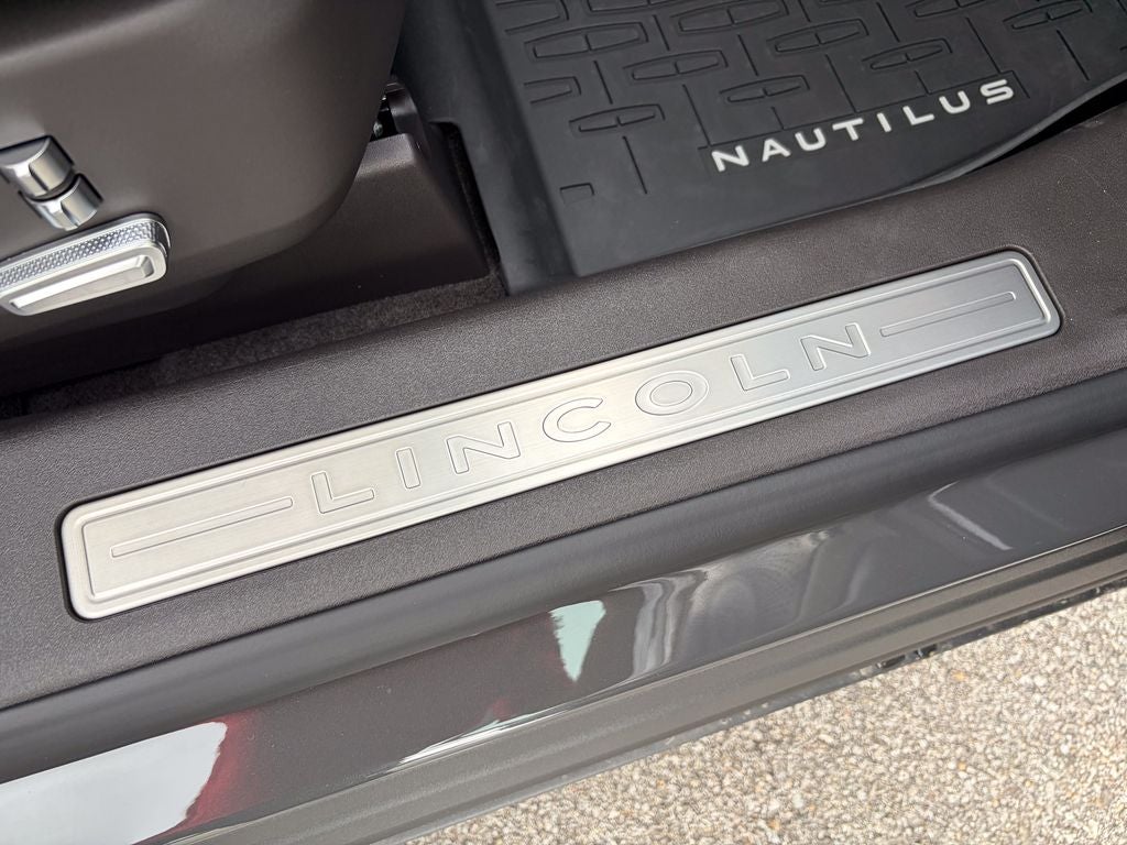 2026 Lincoln Nautilus Black Label