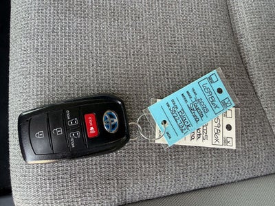 2025 Toyota Sienna LE 8 Passenger