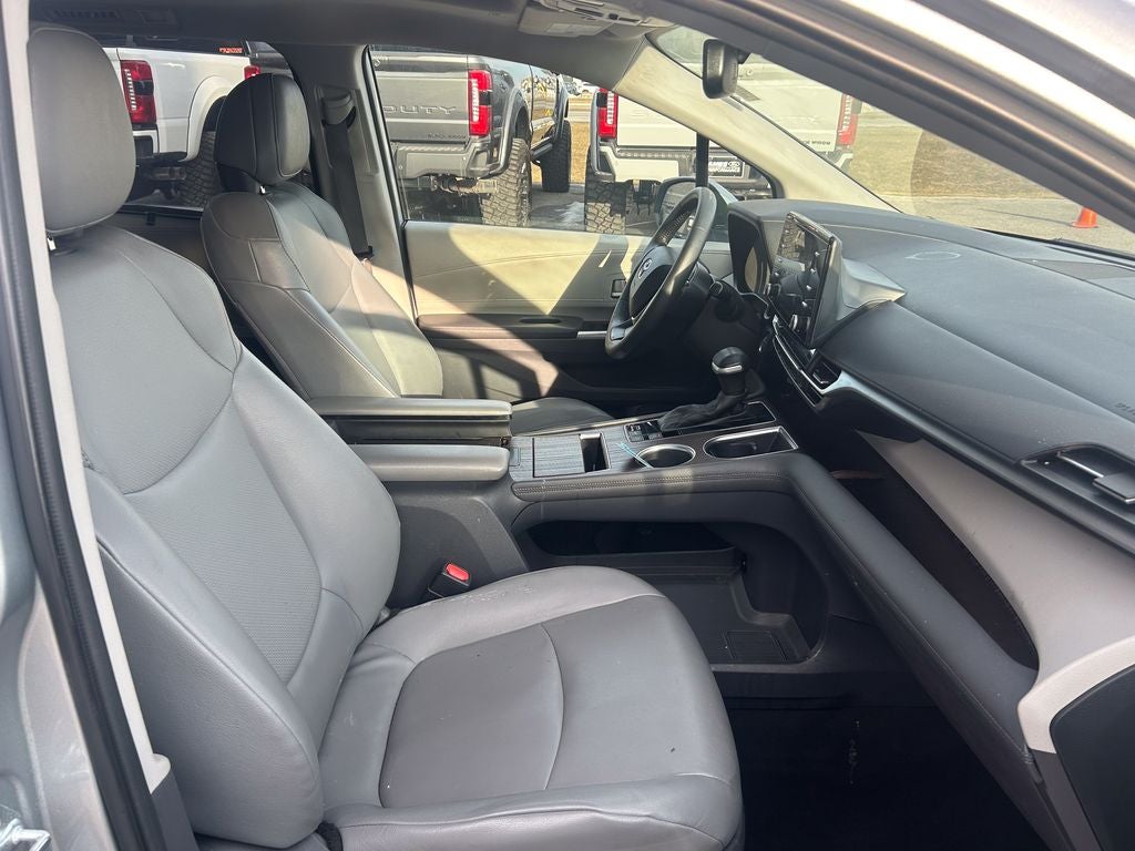 2021 Toyota Sienna XLE 7 Passenger