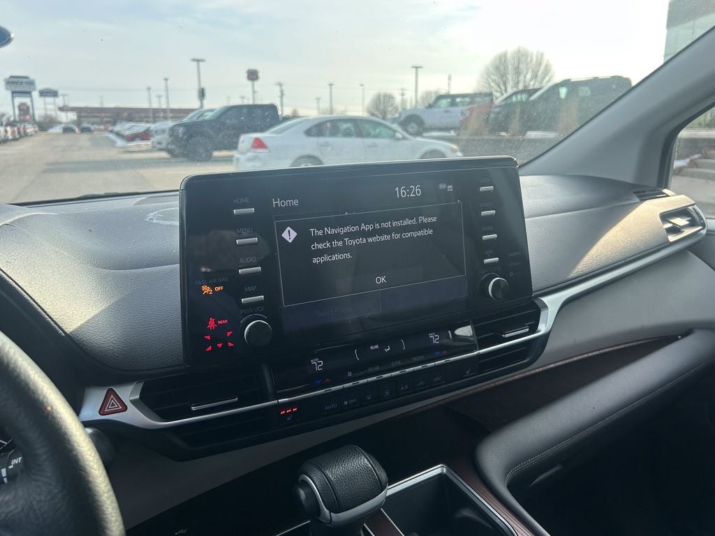 2021 Toyota Sienna XLE 7 Passenger