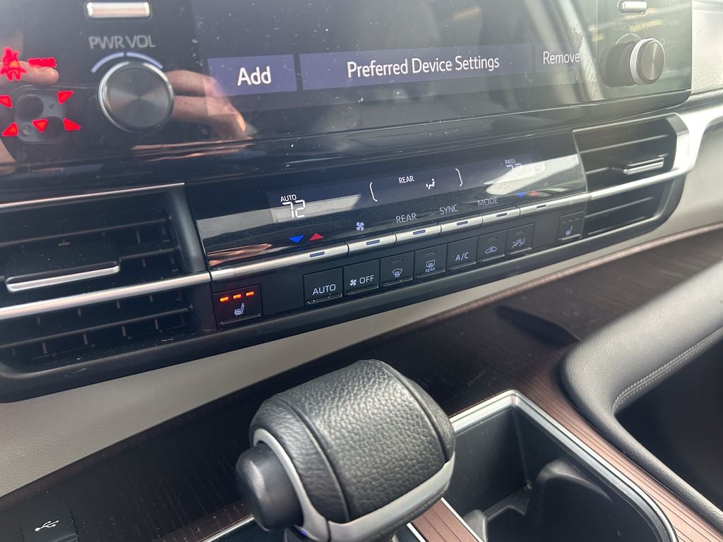 2021 Toyota Sienna XLE 7 Passenger