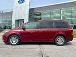 2017 Toyota Sienna XLE Premium 8 Passenger