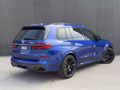 2023 BMW X7 M60i